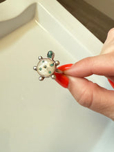 Load image into Gallery viewer, Turtle Sterling Silver Ring Size 7.25

