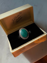 Load image into Gallery viewer, Malachite Sterling Silver Ring Size 6
