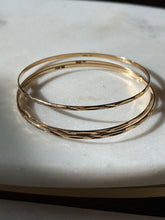 Load image into Gallery viewer, Vintage 14k Yellow Gold Thin Bangle Bracelets Set of 3
