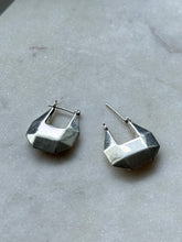 Load image into Gallery viewer, Vintage Geometric Sterling Silver Hoops
