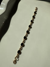 Load image into Gallery viewer, Black Onyx 1/20 12k Gold Fill Bracelet 7.25”
