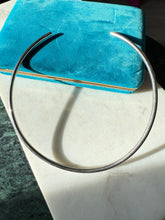 Load image into Gallery viewer, Vintage Sterling Silver Torque Chain 15”
