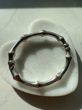Load image into Gallery viewer, Chunky Bamboo Sterling Silver Hinged Bangle Bracelet
