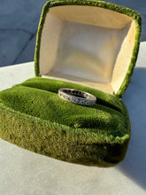 Load image into Gallery viewer, Vintage 1940s Single Cut Diamond Platinum Ring Size 3
