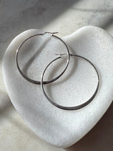 Load image into Gallery viewer, Vintage Italian Sterling Silver Hoops 1.85”
