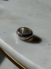 Load image into Gallery viewer, Vintage Solid Sterling Etched Donut Band Ring Size 5.75
