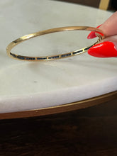 Load image into Gallery viewer, Vintage Princess Cut Natural Blue Sapphire 14k Yellow Gold Bangle Bracelet
