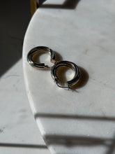 Load image into Gallery viewer, Ribbed Tubular Sterling Silver Hoops
