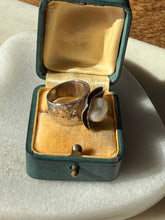 Load image into Gallery viewer, Vintage Sterling Silver Pearl Ring Size 4.5

