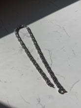 Load image into Gallery viewer, Chunky Sterling Silver Byzantine Chain w/ Sailor Clasp 18.5”
