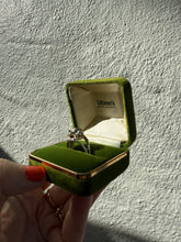 Load image into Gallery viewer, Vintage Emerald Eye Sterling Silver Panther Ring Size 6.75
