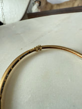 Load image into Gallery viewer, Vintage Princess Cut Natural Blue Sapphire 14k Yellow Gold Bangle Bracelet
