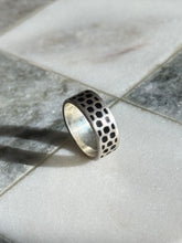 Load image into Gallery viewer, Black Enamel Sterling Silver Band Size 5
