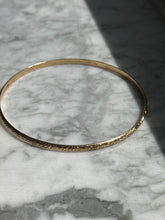 Load image into Gallery viewer, Vintage 14k Solid Gold Thin Bangle Bracelet

