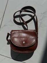 Load image into Gallery viewer, Vintage Coach Tan Leather Crossbody Purse
