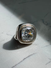 Load image into Gallery viewer, Chunky Quartz Sterling Silver Ring Size 6.25
