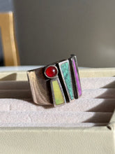 Load image into Gallery viewer, Vintage Sterling Silver Multistone Inlay Ring Size 5.5
