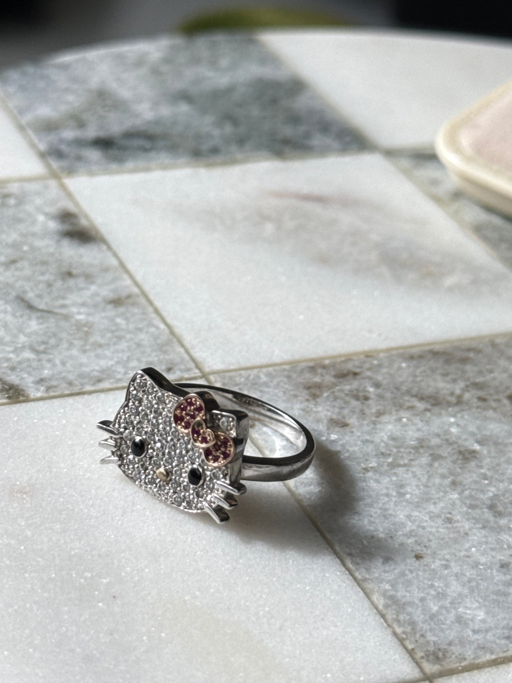 Hello Kitty Sanrio Sterling Silver CZ Ring Size 9