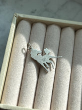 Load image into Gallery viewer, James Avery Horse Sterling Silver Charm
