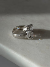 Load image into Gallery viewer, Chunky Quartz Sterling Silver Ring Size 6
