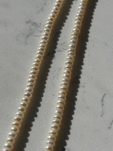 Load image into Gallery viewer, Vintage 10k Gold Pearl Strand Necklace 20”
