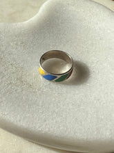 Load image into Gallery viewer, Vintage Enamel Sterling Silver Band Size 5.75
