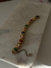 Load image into Gallery viewer, Vintage Goldtone Costume Bracelet

