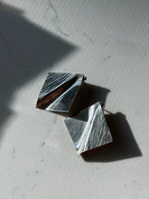 Load image into Gallery viewer, Vintage Solid Sterling Silver Earrings
