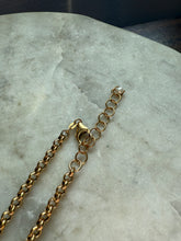 Load image into Gallery viewer, Chunky Pearl Gold Vermeil Necklace 18”-20”
