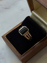 Load image into Gallery viewer, Black Onyx &amp; Diamond 14k Yellow Gold Ring Size 7.75
