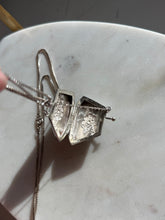 Load image into Gallery viewer, Vintage Floral Purse Sterling Silver Necklace 30”
