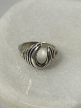 Load image into Gallery viewer, Ribbed Horseshoe Sterling Silver Ring Size 8
