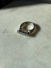 Load image into Gallery viewer, Screw Shackle Sterling Silver Ring Size 7.5

