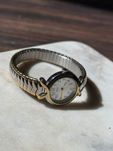 Load image into Gallery viewer, Vintage Timex Two-Tone Expansion Watch
