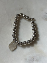 Load image into Gallery viewer, Tiffany &amp; Co. Heart Tag Ball Bracelet 7”
