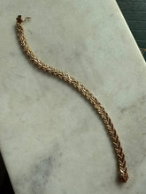 Load image into Gallery viewer, Vintage 14k Yellow Gold Bracelet 6.75”
