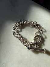 Load image into Gallery viewer, Cabochon Toggle Clasp Sterling Silver Cable Link Bracelet 8”
