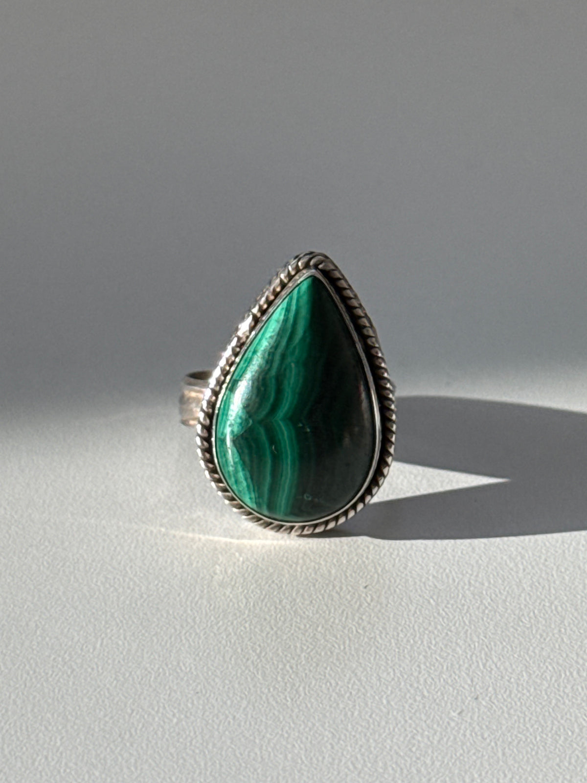 Vintage Malachite Sterling Silver Ring Size 7.5