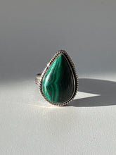 Load image into Gallery viewer, Vintage Malachite Sterling Silver Ring Size 7.5
