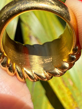 Load image into Gallery viewer, Milor Italy 14k Resin Ring Size 9.25
