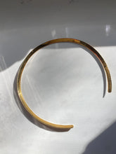 Load image into Gallery viewer, Italian Hammered Gold Vermeil Solid Omega Torque Chain Necklace
