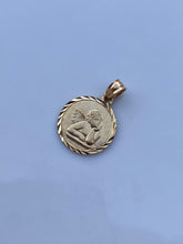 Load image into Gallery viewer, Cherub Vintage 14k Gold Charm
