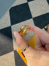 Load image into Gallery viewer, Vintage Flower 14k Yellow Gold Hoops
