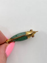 Load image into Gallery viewer, Antique 14k Gold Aventurine Articulated Fish
