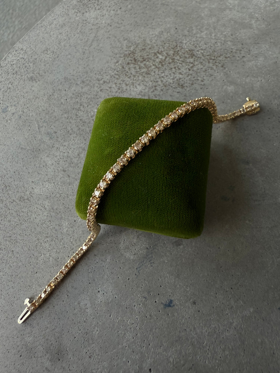 Natural Diamond 14k Yellow Gold Tennis Bracelet 6.75”