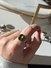 Load image into Gallery viewer, Vintage Peridot Solid 14k Yellow Gold Ring Size 8.25
