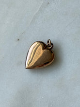 Load image into Gallery viewer, Vintage 10k Gold Heart
