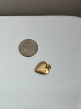 Load image into Gallery viewer, Starburst Set Diamond 14k Gold Heart Locket
