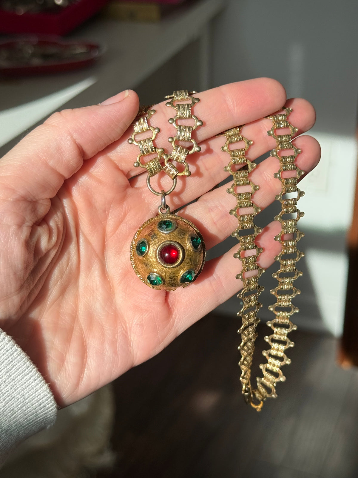 Vintage Sarah Coventry Gold Plated Bookchain Necklace 22”