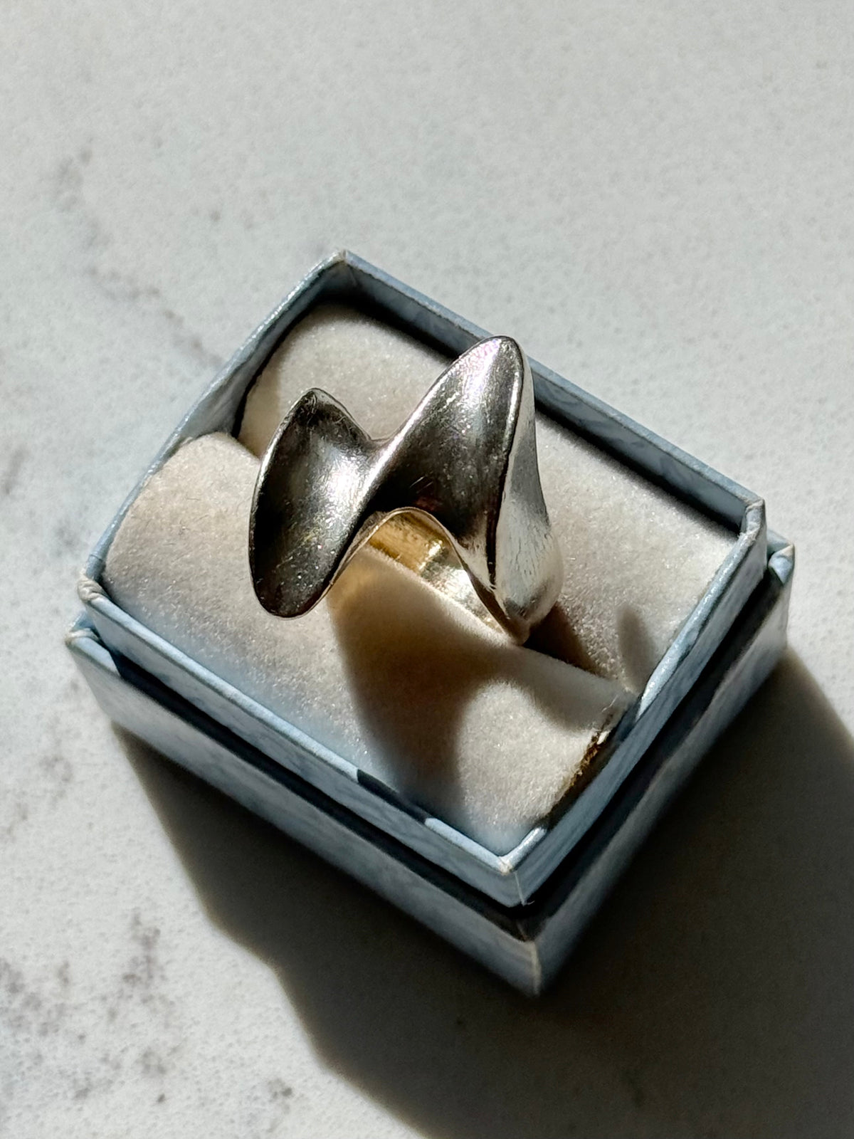 Vintage Solid Sterling Silver Ring Size 6